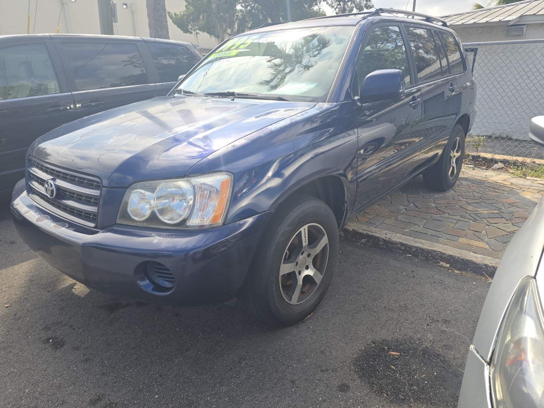 2001 Toyota Highlander Base