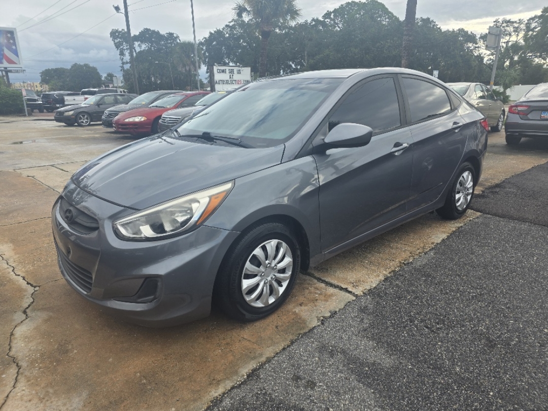 2017 Hyundai ACCENT SE