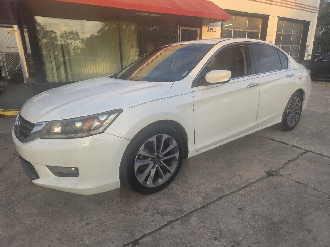 2014 Honda Accord Sport's photo